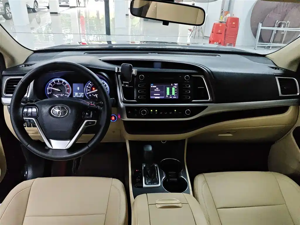 Toyota Highlander 2017 2.0T 4WD Elite 7-Seater фото 6