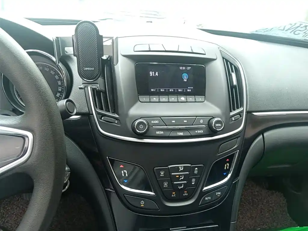 Buick Regal 2015 1.6T Leading Tech Edition фото 13
