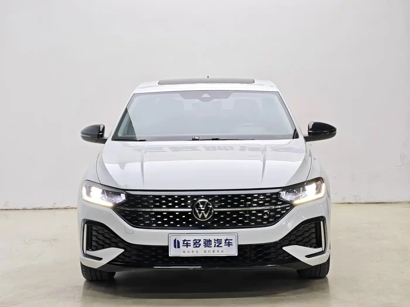 Volkswagen Lavida, миниатюра 2