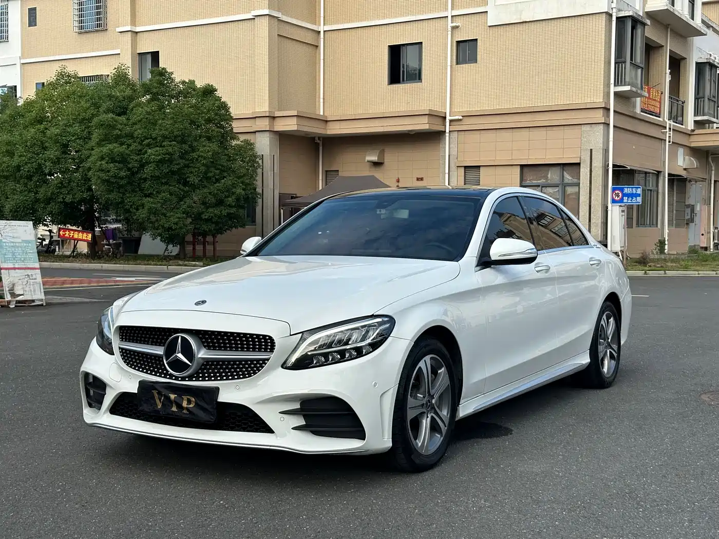 Mercedes-Benz C-Class 2019 Facelift C 260 L Sport фото 3