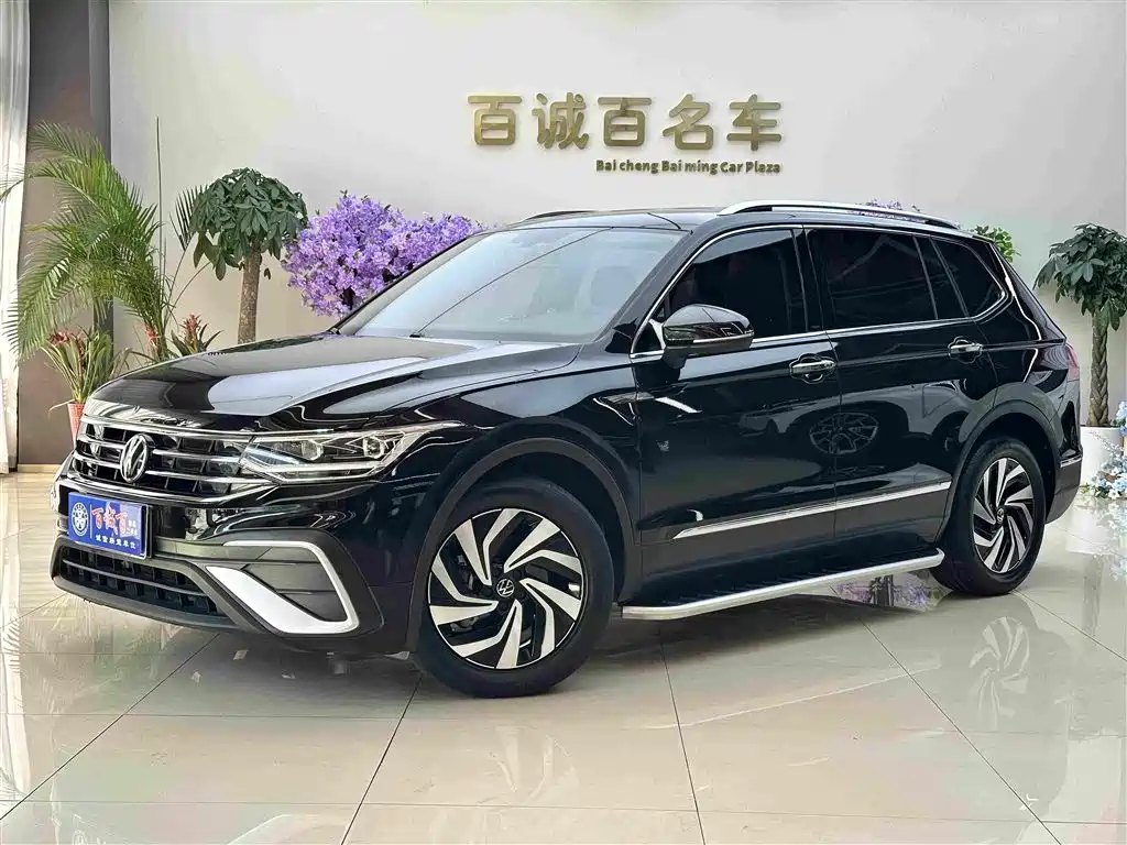 Volkswagen Tiguan, миниатюра 2