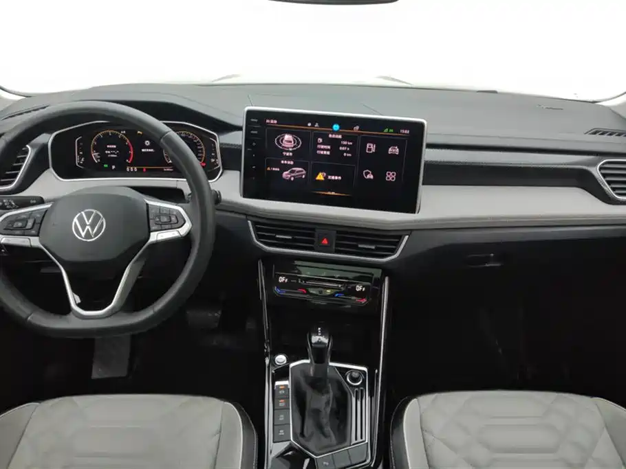 Volkswagen Tayron 2023 330TSI 2WD Luxury Plus Advanced Edition фото 12