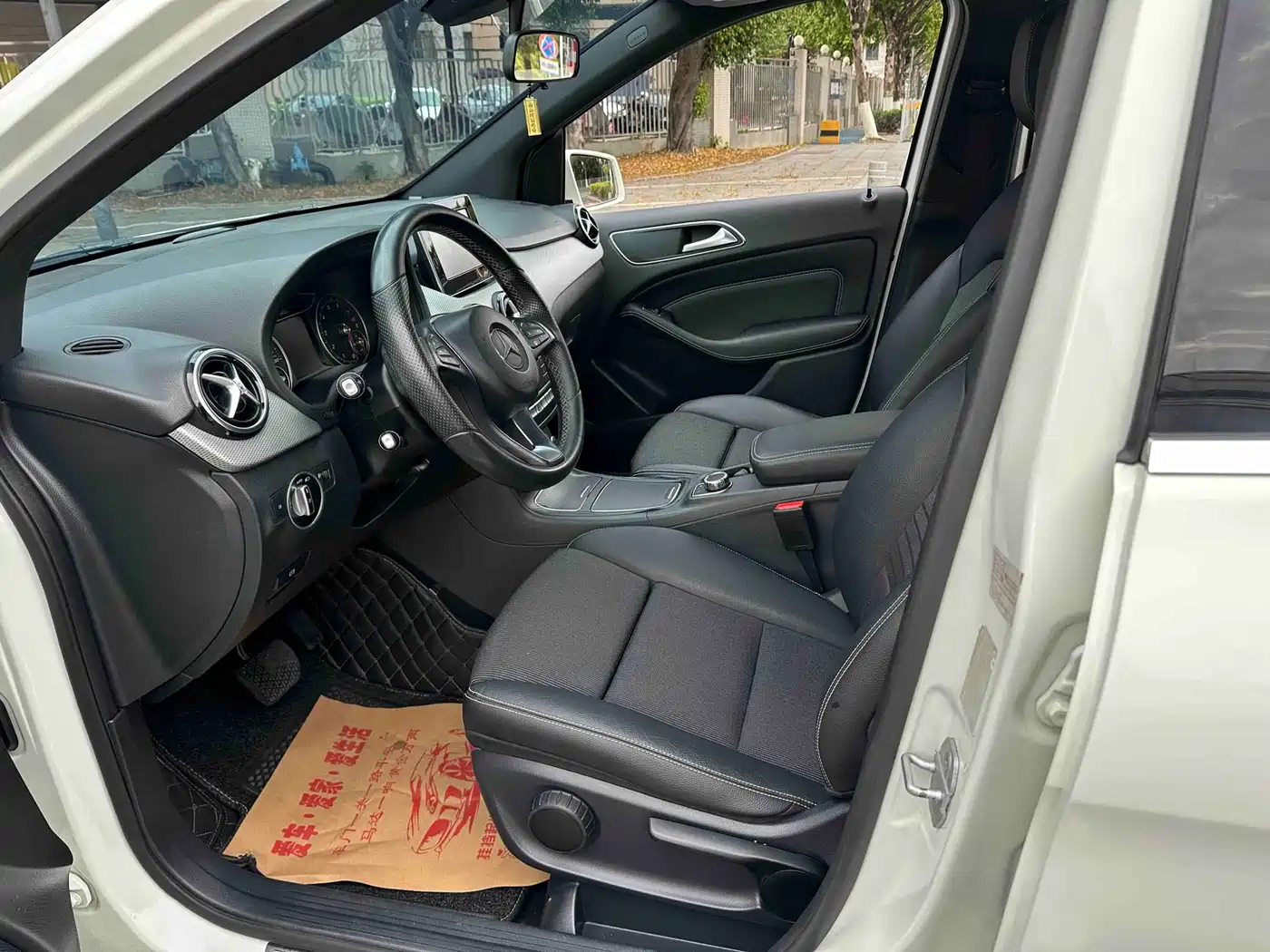 Mercedes-Benz B-Class 2015 B 200 Dynamic фото 9