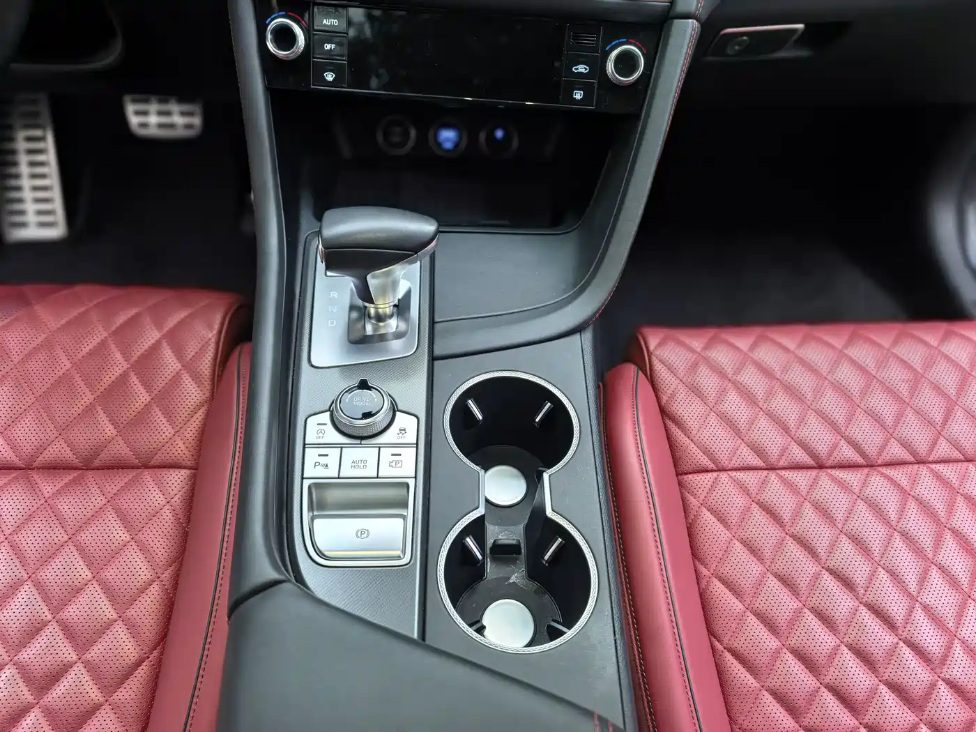 Genesis G70 2024 2.0T Hunter Edition RWD Flagship Shooting Brake фото 8
