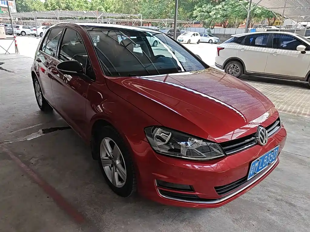 Volkswagen Golf 2017 230TSI Auto Comfort Millionth Anniversary Edition фото 4