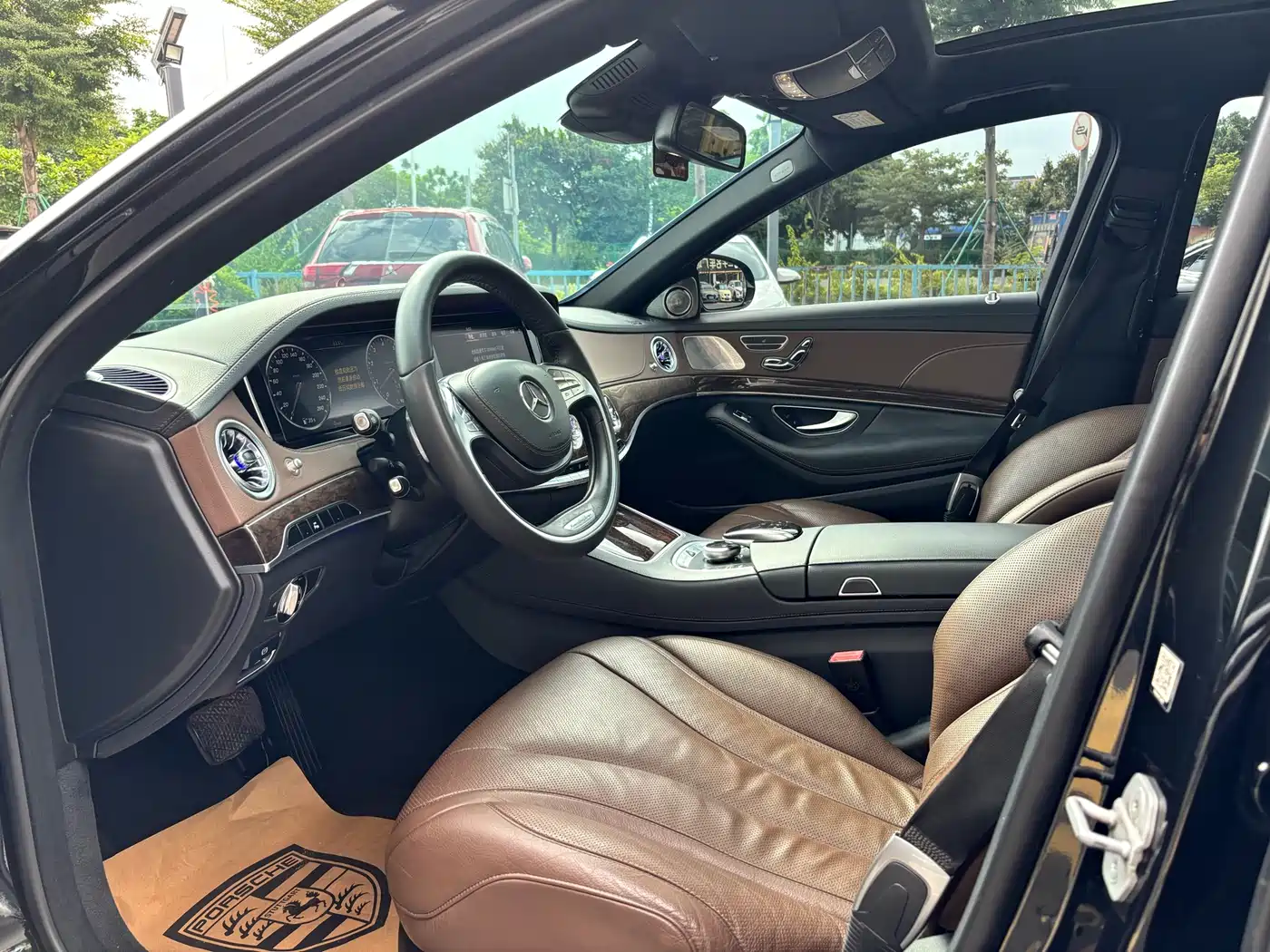 Mercedes-Benz S-Class 2016 S 320 L Business Edition фото 4