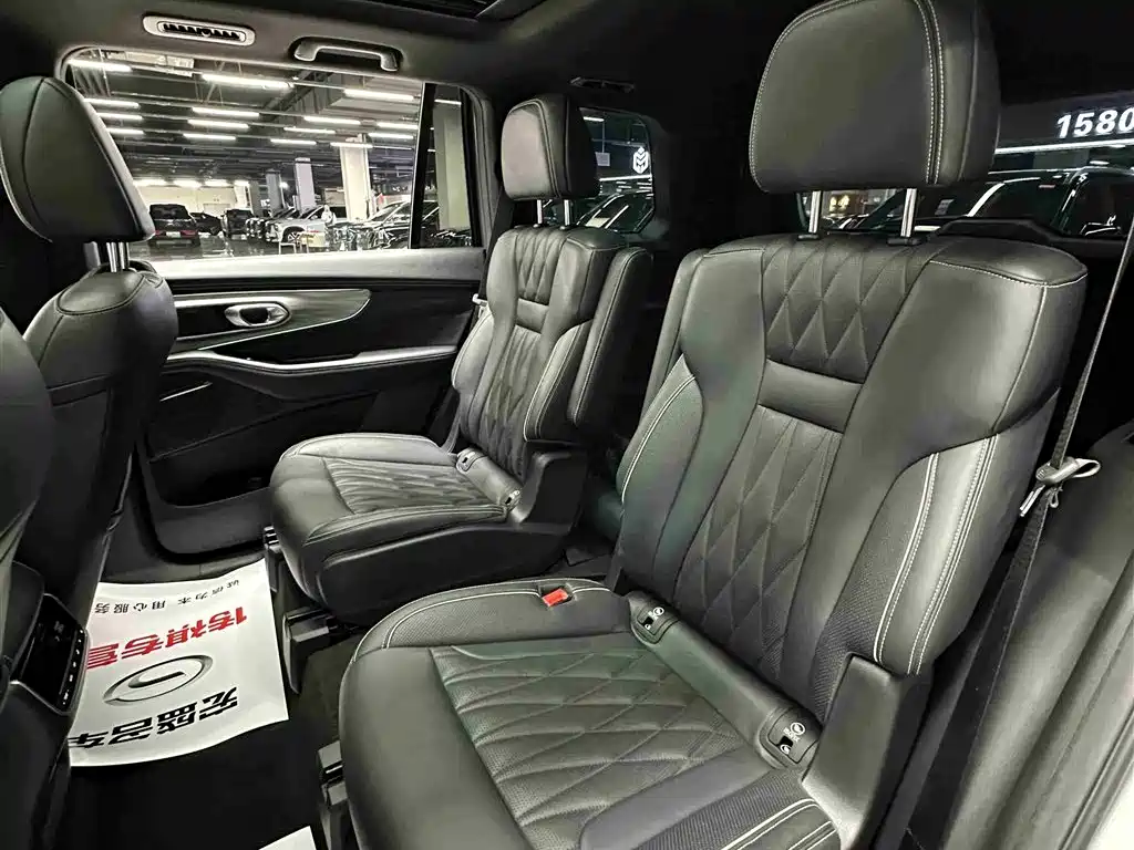 GAC Trumpchi Trumpchi GS8 2022 Navigator Series 2.0TGDI 2WD Luxury Smart Connect Edition (6-seater) фото 28