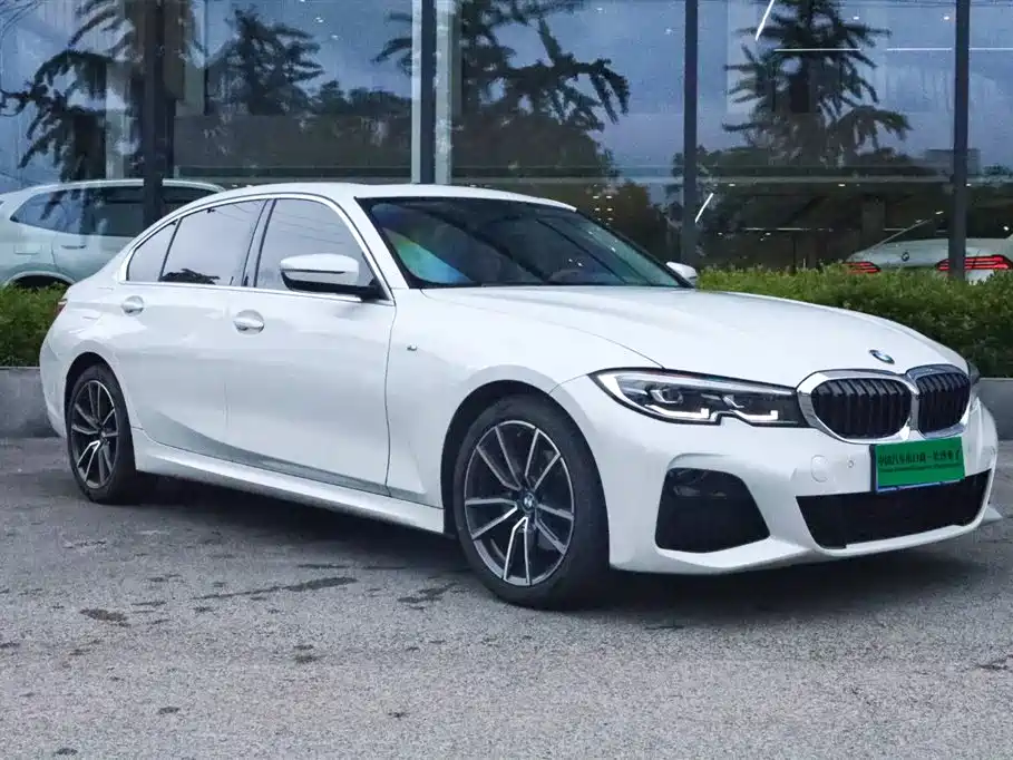 BMW 3 Series 2022 320Li M Sport Package фото 6