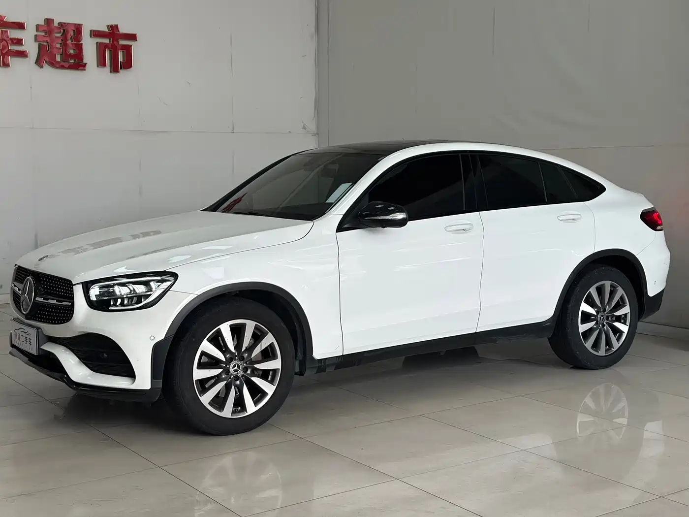 Mercedes-Benz GLC Coupe 2020 GLC 260 4MATIC Coupe SUV