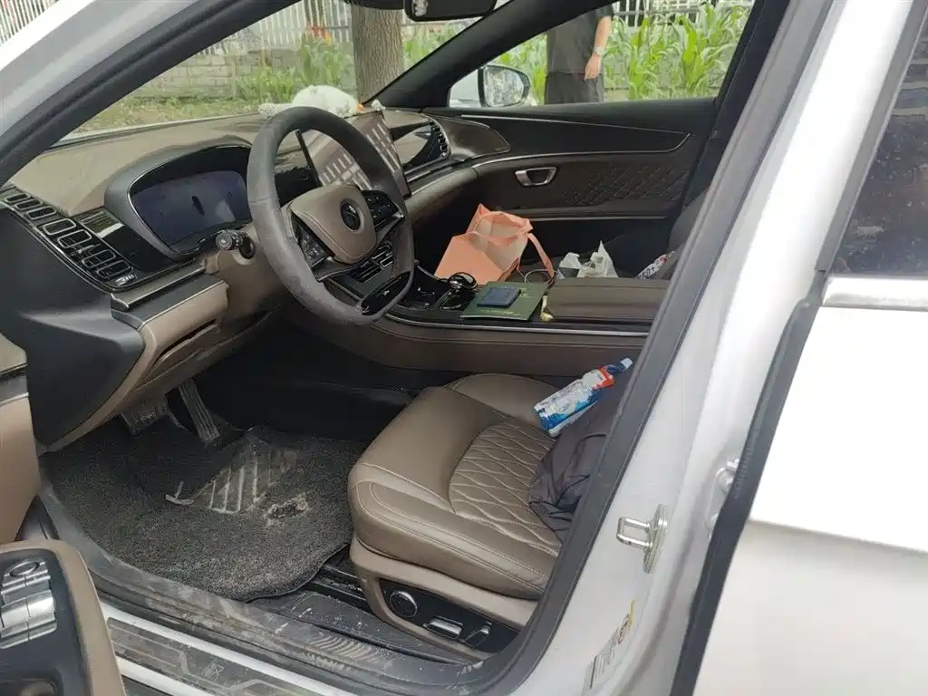 BYD Han 2022 DM-i 121KM Premium Edition фото 8