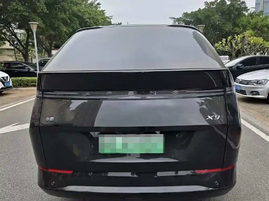 XIAOPENG X9