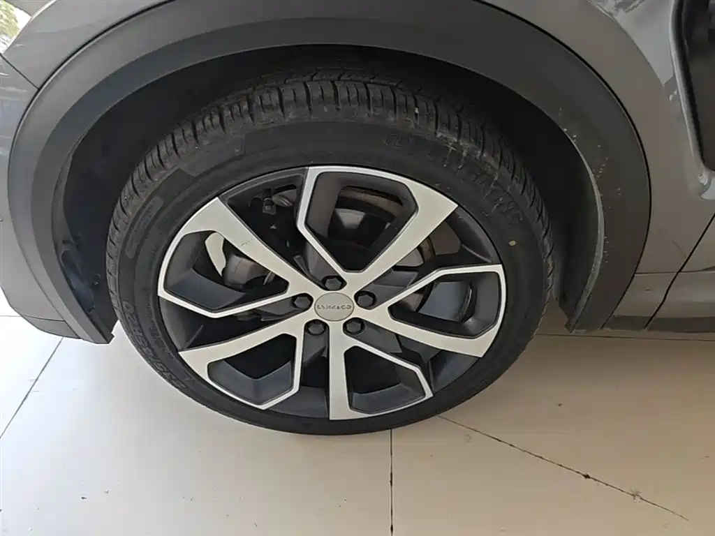 Lynk & Co 05 2020 2.0TD 4WD Halo Edition фото 23