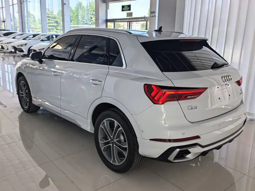 Audi Q3 2025 2025 quattro 45th Anniversary Edition 40TFSI Fashion Dynamic