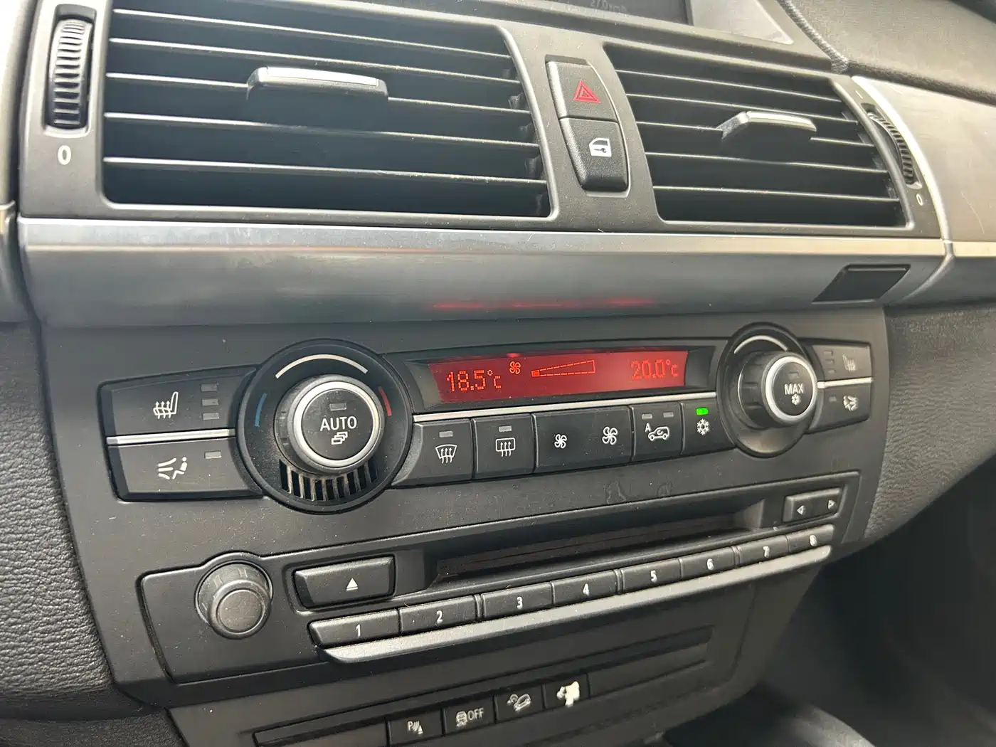 BMW X5 M 2010 X5 M фото 15