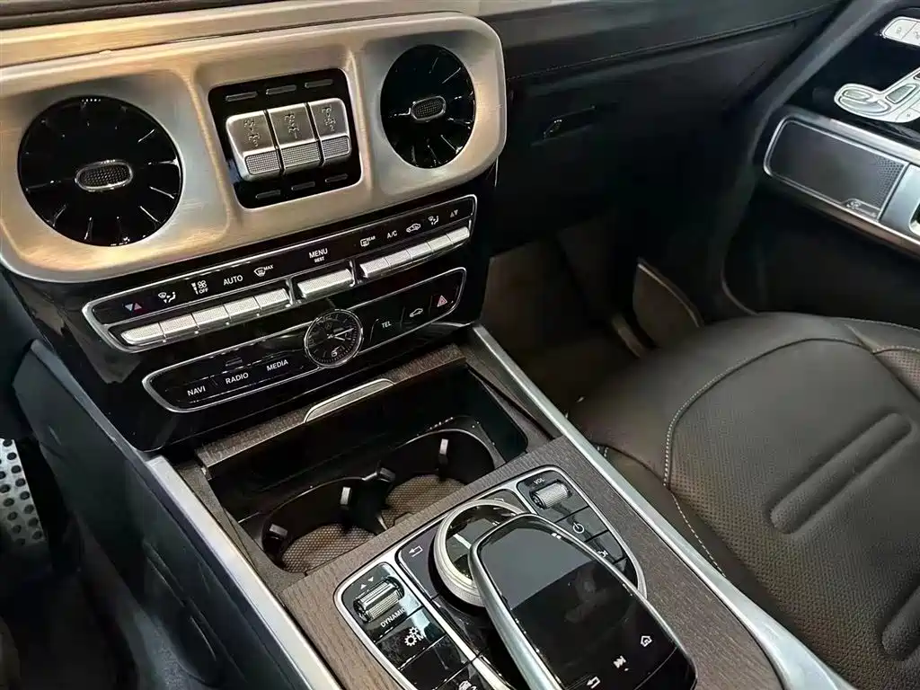 Mercedes-Benz G-Class 2020 G 350 фото 4