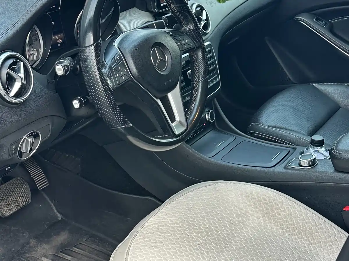 Mercedes-Benz GLA 2015 2015 GLA 220 4MATIC Fashion Edition