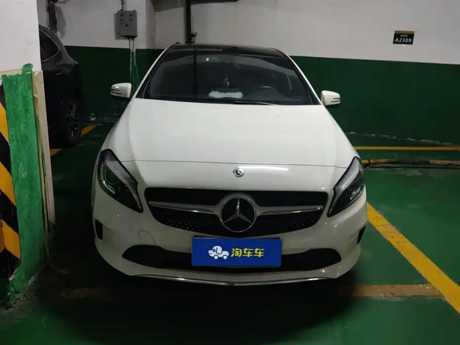 Mercedes-Benz A-Class (Import) 2017 Facelift A 200 Dynamic фото 2