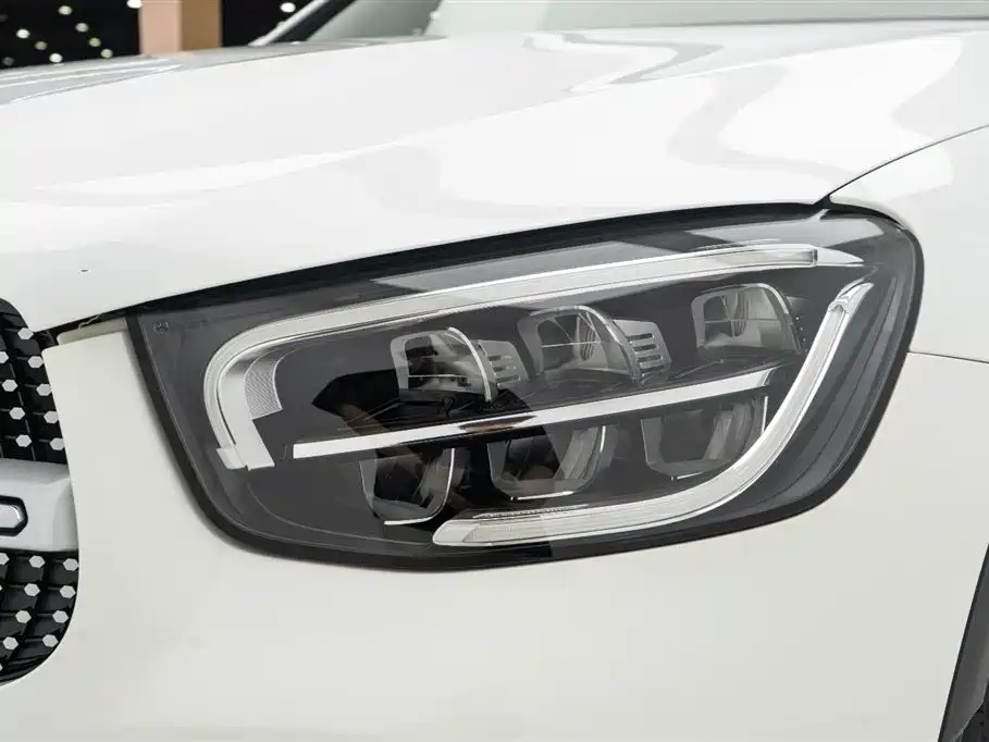 Mercedes-Benz GLC 2020 Facelift GLC 300 L 4MATIC Dynamic фото 11