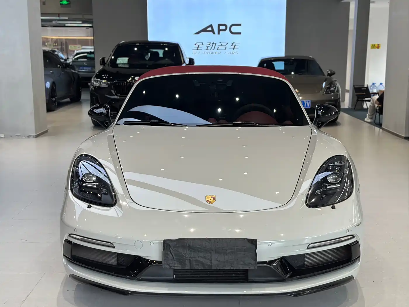 Porsche 718 2022 Spyder 2.0T фото 2