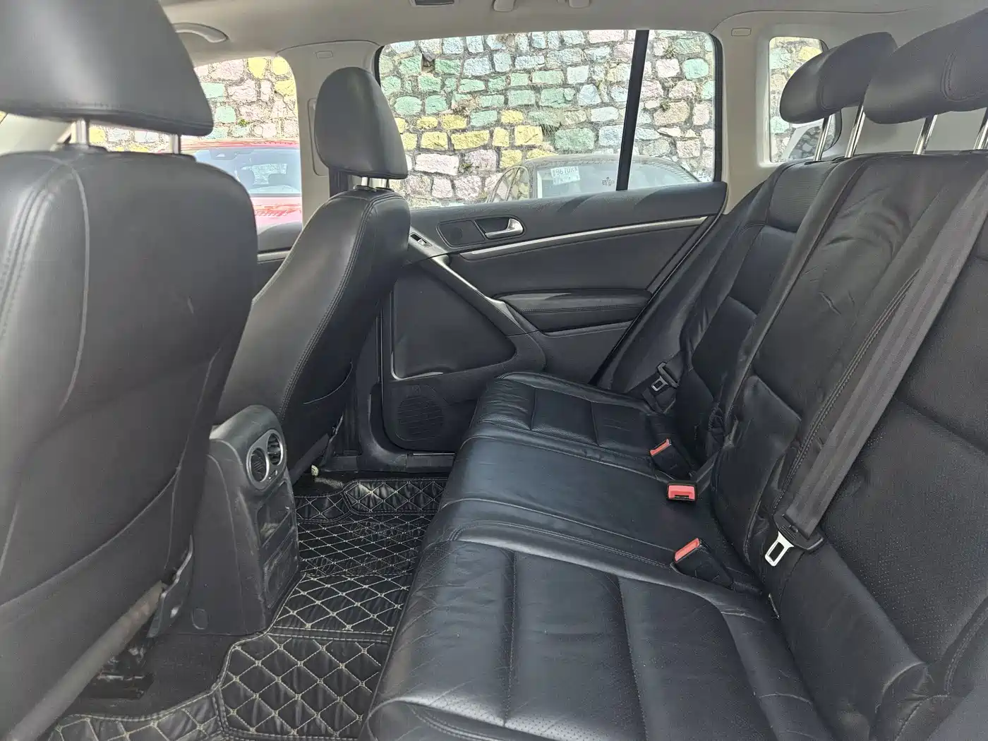 Volkswagen Tiguan 2015 1.8TSI Automatic 2WD Highline фото 5