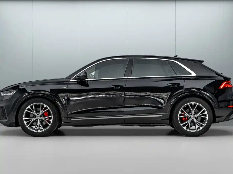 Audi Q8 2020 2021 Model 55 TFSI Premium Dynamic