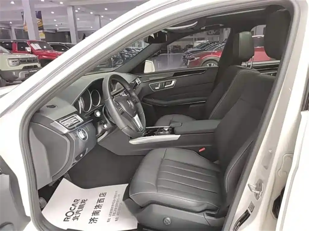 Mercedes-Benz E-Class 2015 Facelift E 200 L Sport фото 32