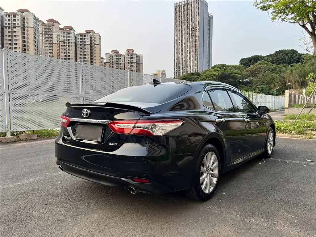Toyota Camry 2021 2.0G Luxury Edition фото 8