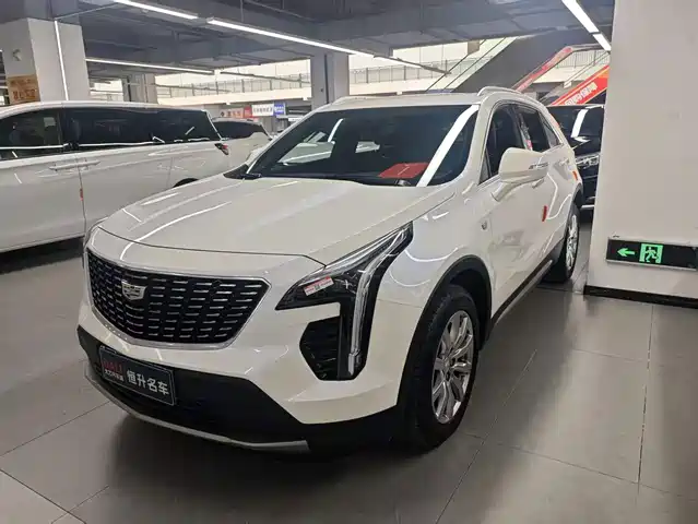 Cadillac XT4 28T, Люкс, моноприводный