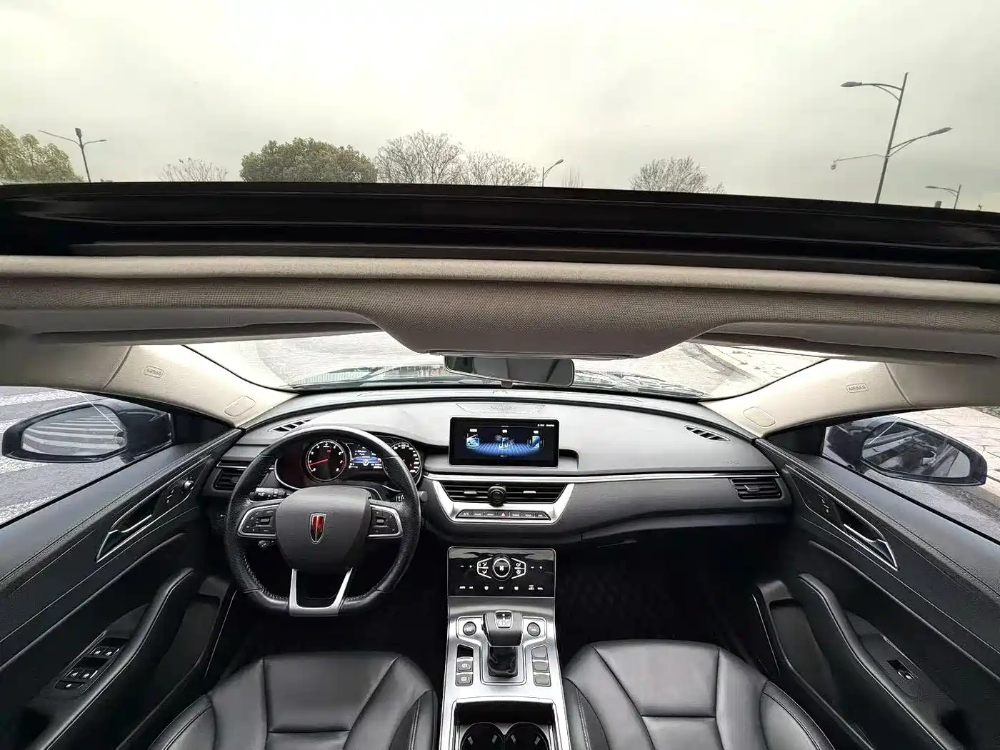 Hongqi H5 2020 1.5T DCT Qi Rhythm Edition фото 4