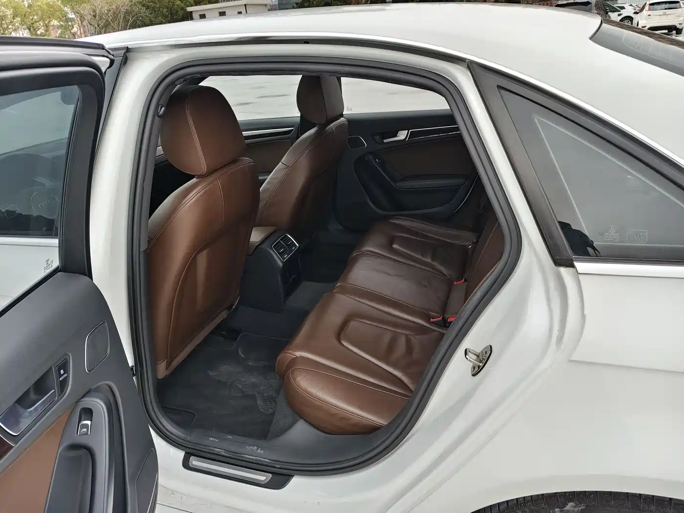 Audi A4L 2015 35 TFSI Auto Comfort фото 5