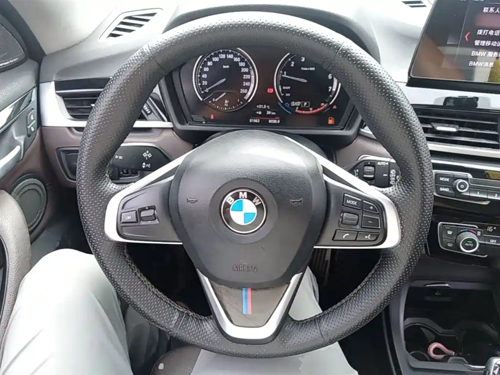 BMW X1 2020 sDrive25Li Leading Model фото 11