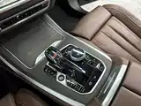 Фото 12 - BMW X7