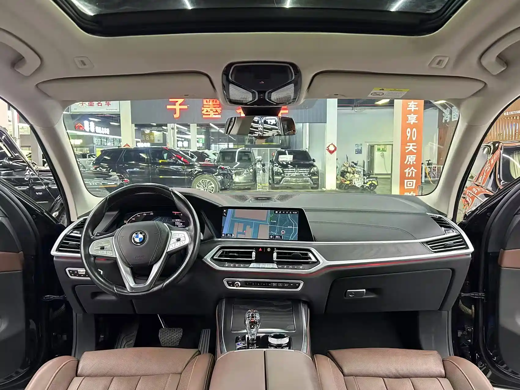 Фото 10 - BMW X7