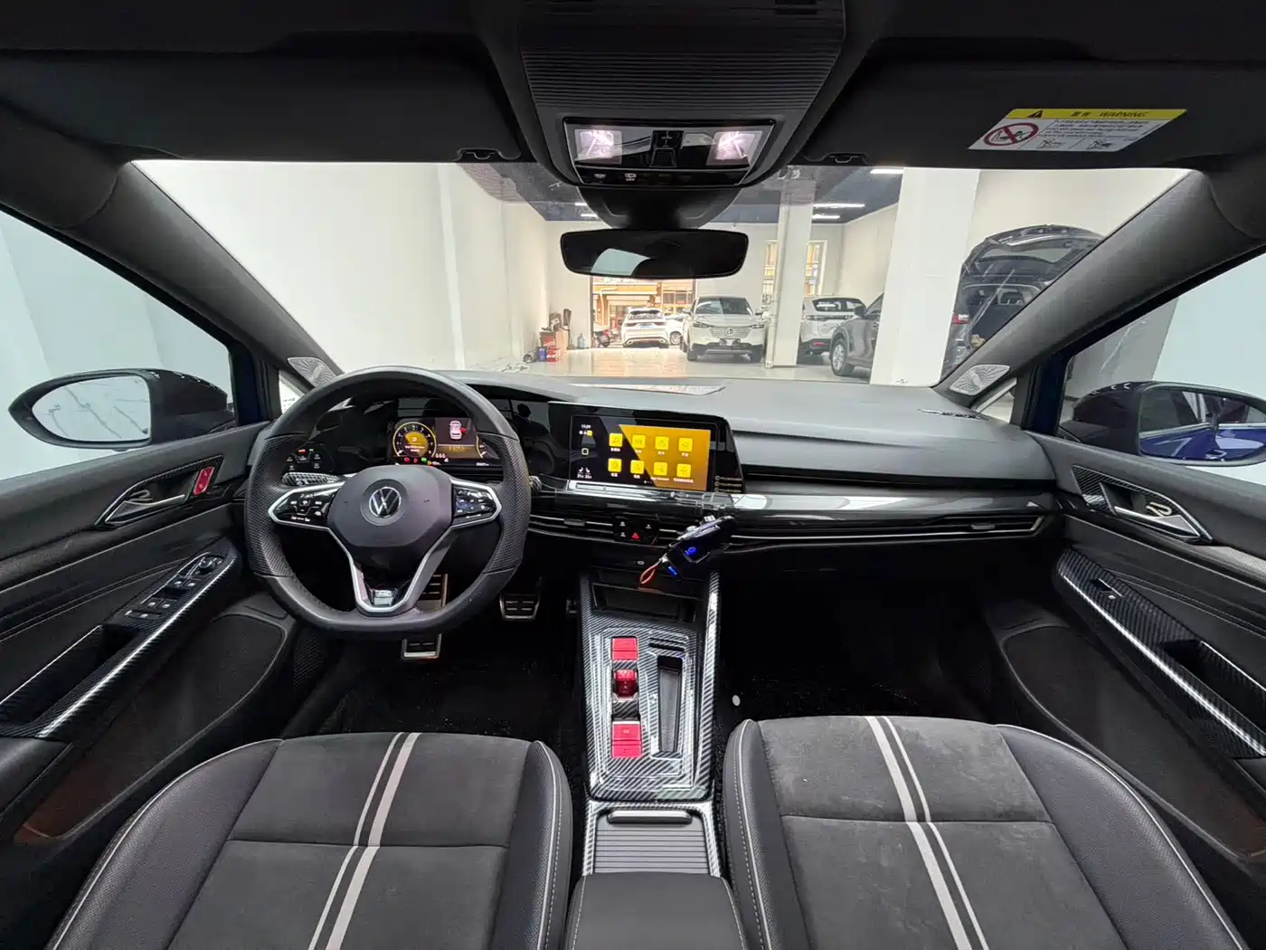 Volkswagen Golf 2021 280TSI DSG R-Line фото 14