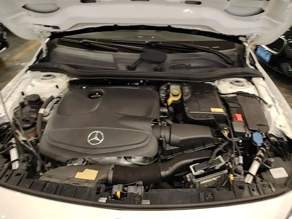 Mercedes-Benz GLA 2015 GLA 200 Dynamic фото 20