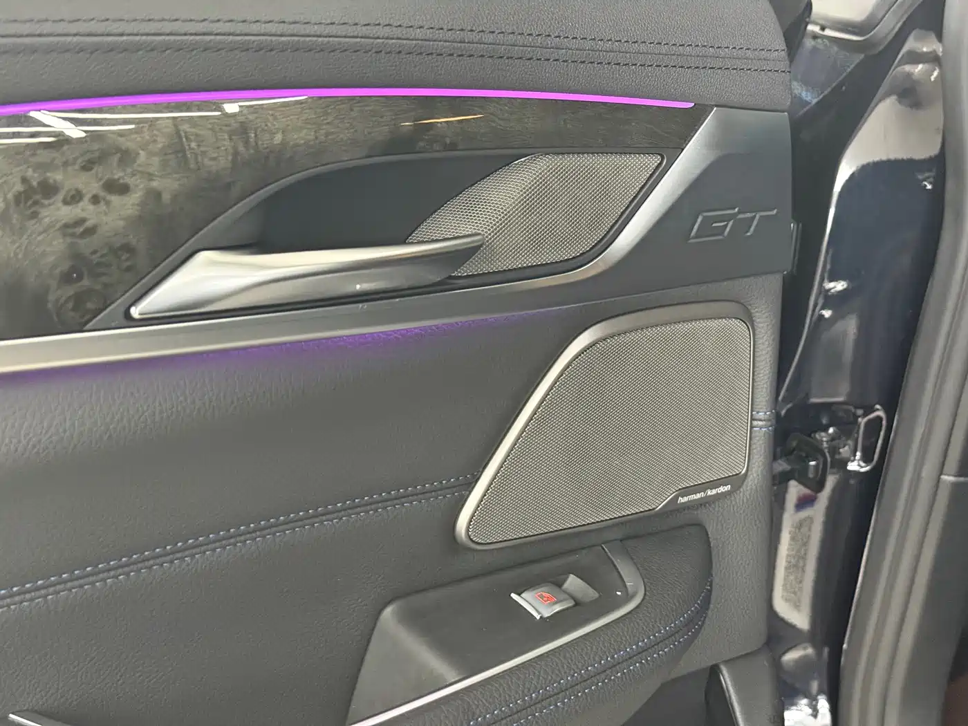 BMW 6 Series GT 2021 630i M Sport Package фото 7