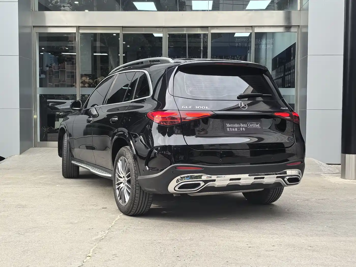 Mercedes-Benz GLC 2024 GLC 300 L 4MATIC Dynamic 5-seater фото 6