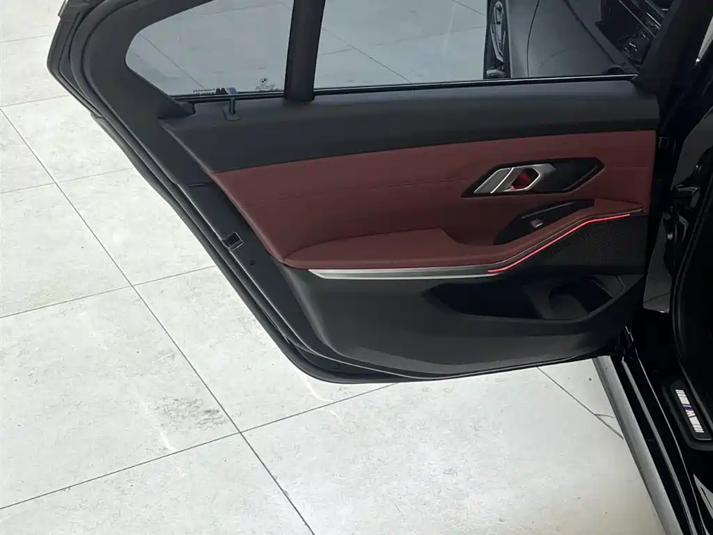 BMW 3 Series 2022 Facelift 320Li M Sport Package фото 20