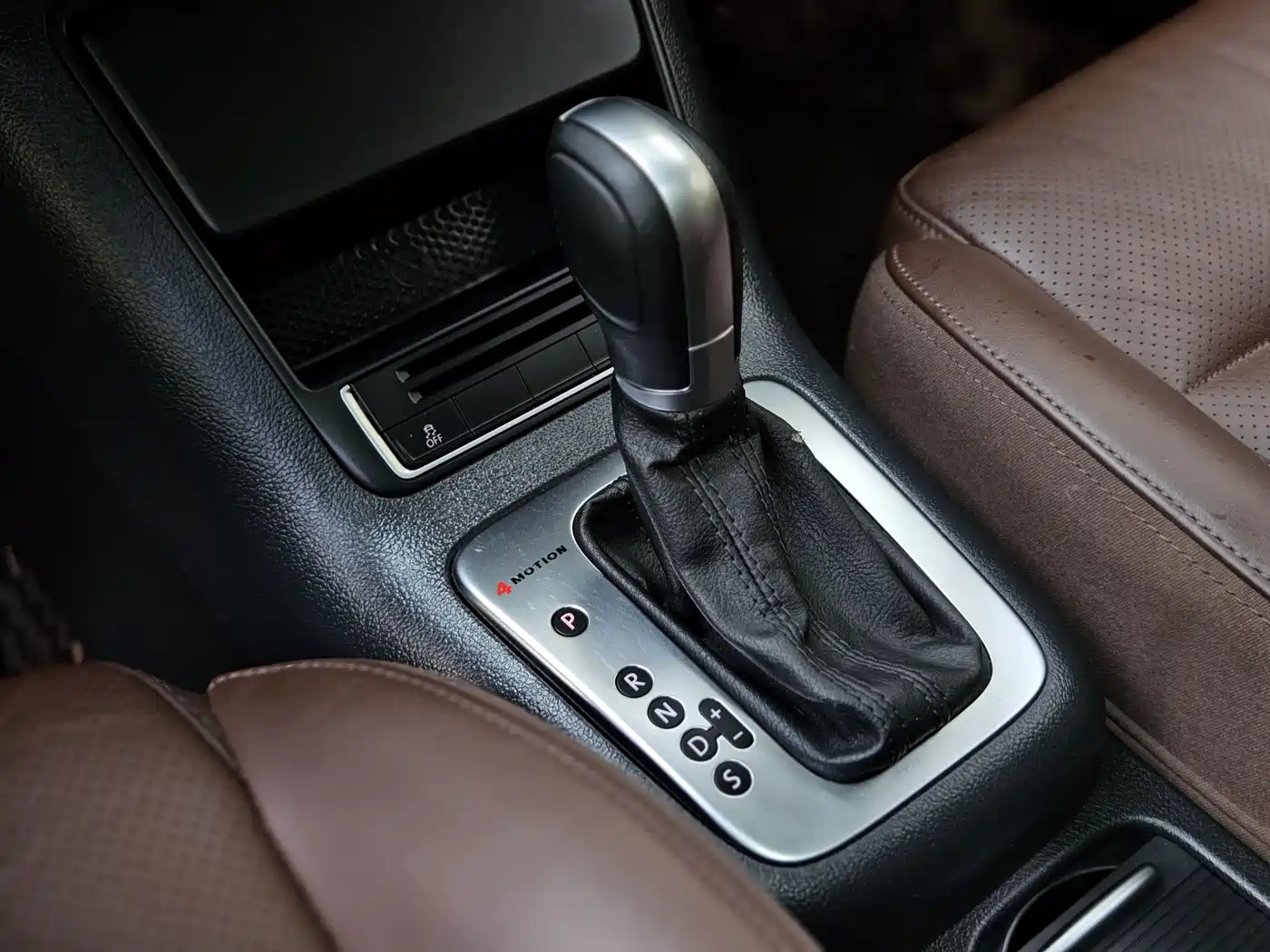 Volkswagen Tiguan 2013 1.8TSI Auto 4WD Luxury фото 18