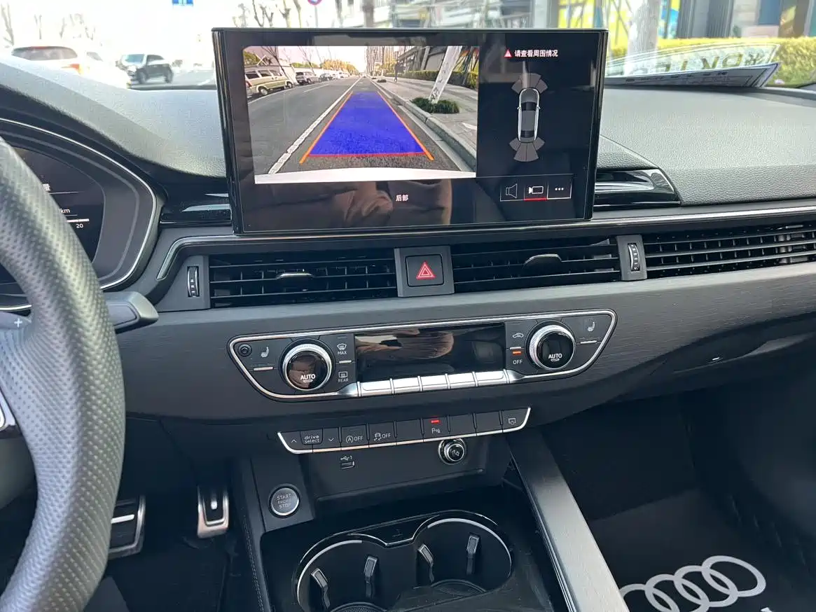 Audi A4L 2024 40 TFSI Luxury Dynamic фото 4