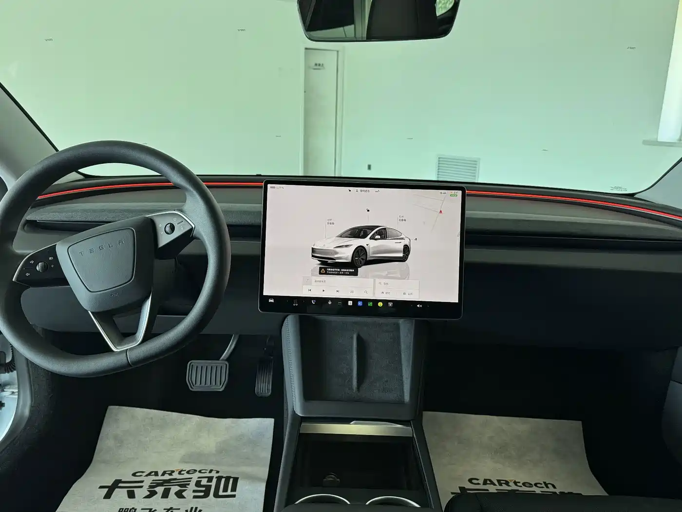 Фото 9 - Tesla Model 3