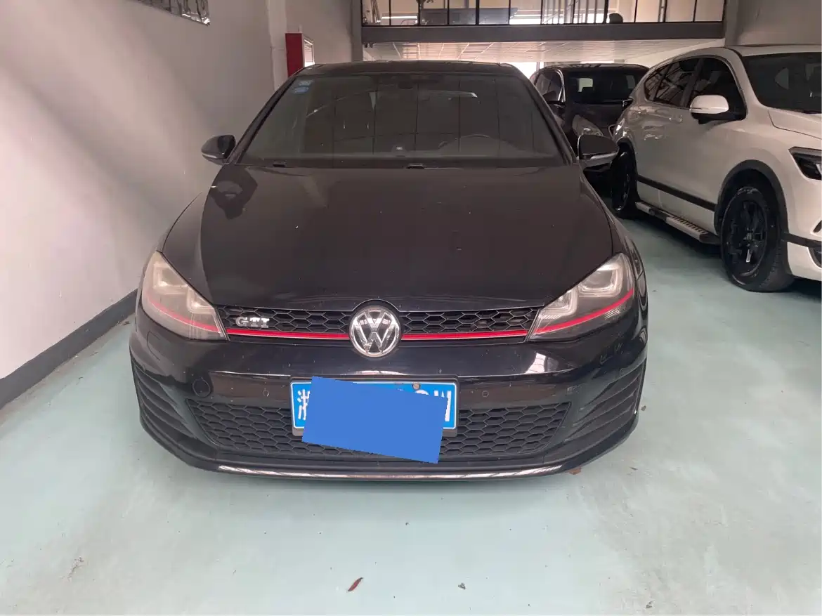 Volkswagen Golf GTI 2016 2.0TSI GTI фото 2