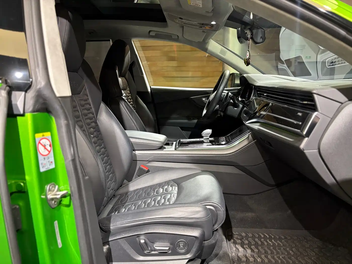Audi RS Q8 2022 RS Q8 4.0T фото 23