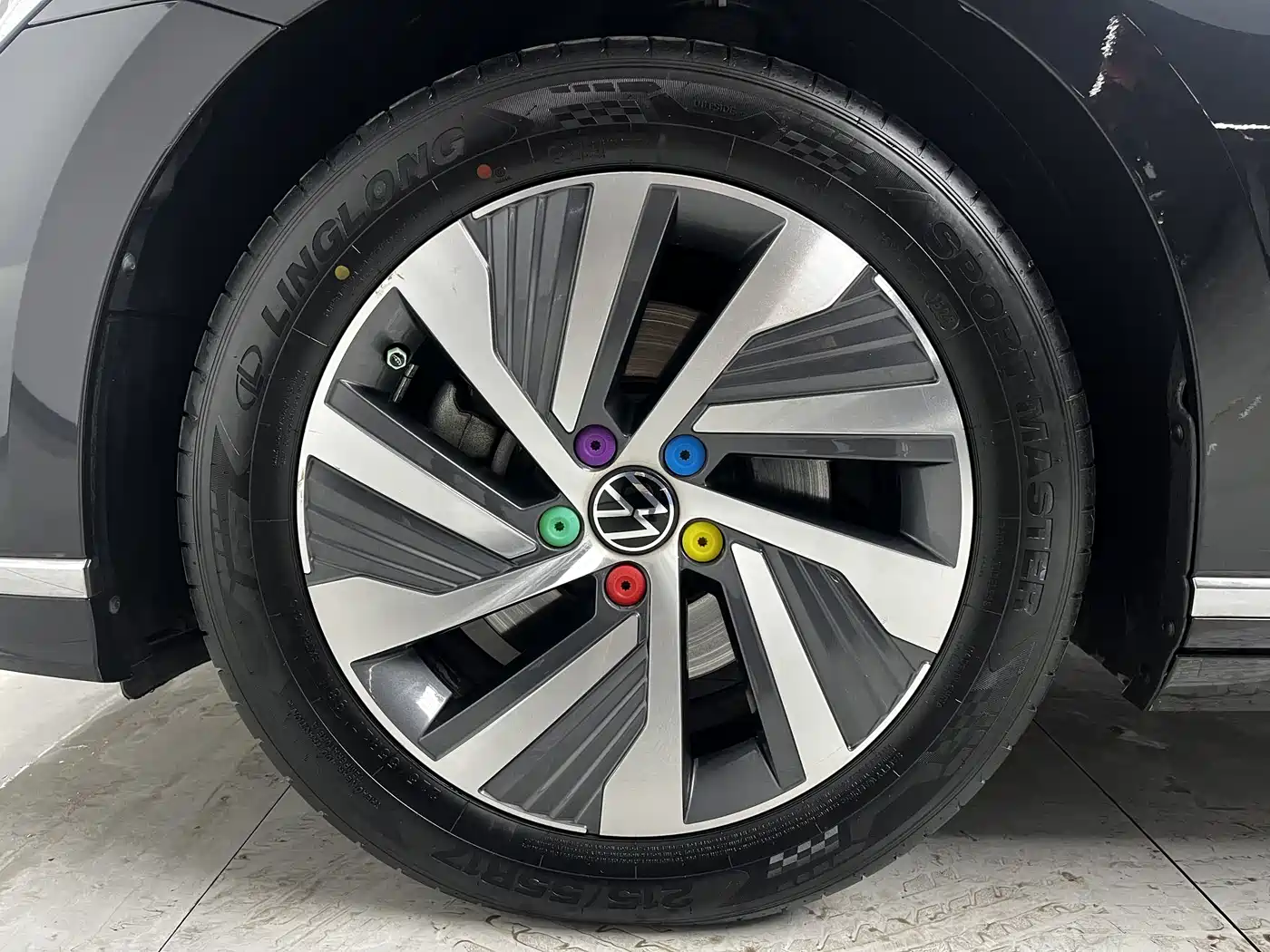 VOLKSWAGEN MAGOTAN GTE PLUG IN HYBRID