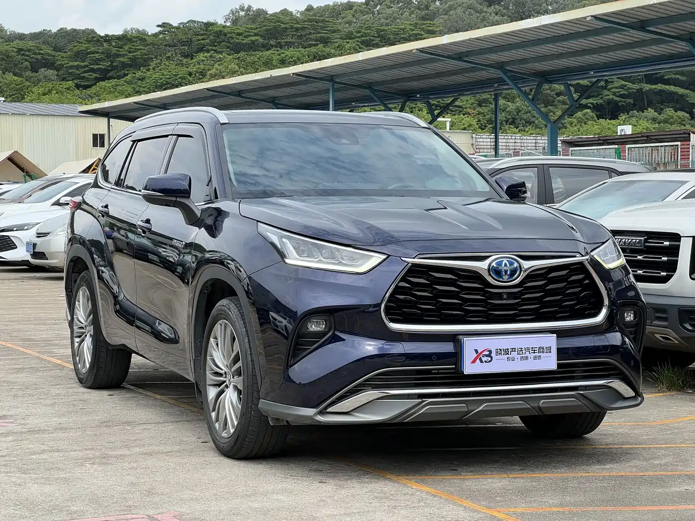 TOYOTA HIGHLANDER
