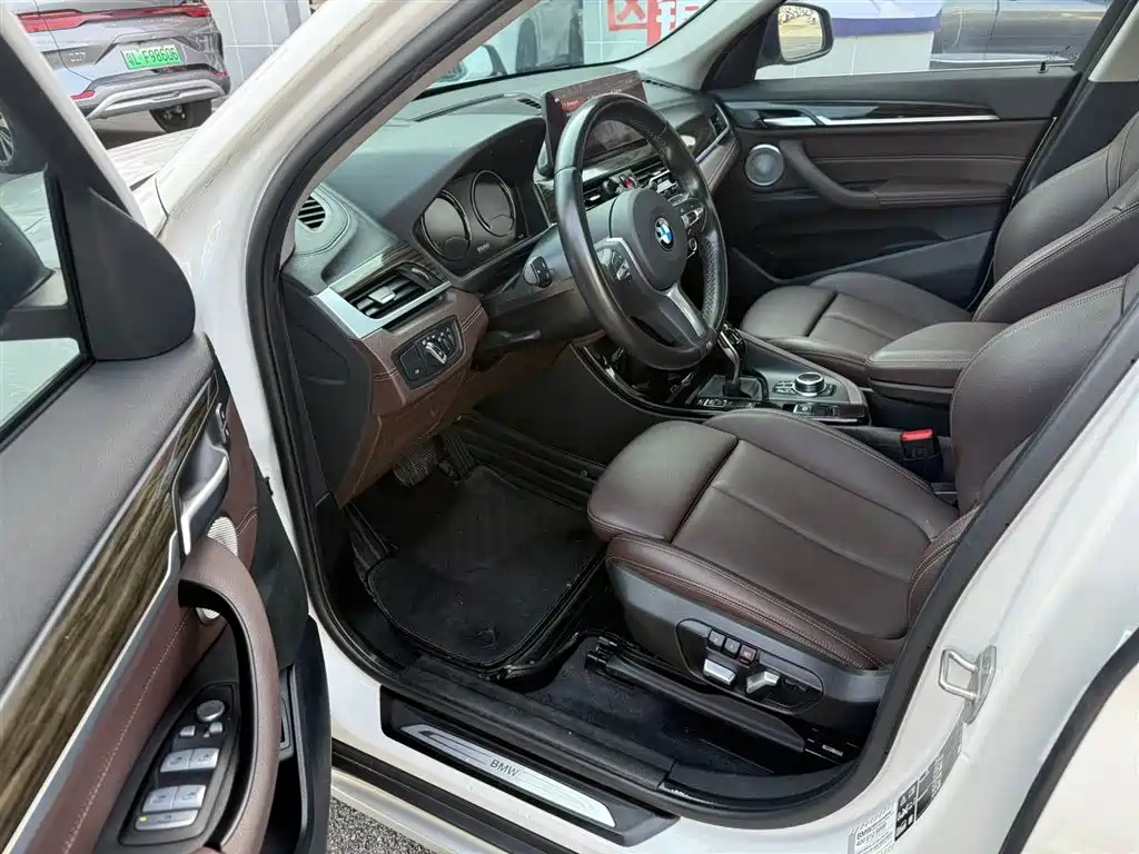 BMW X1 2022 xDrive25Li Premium фото 4
