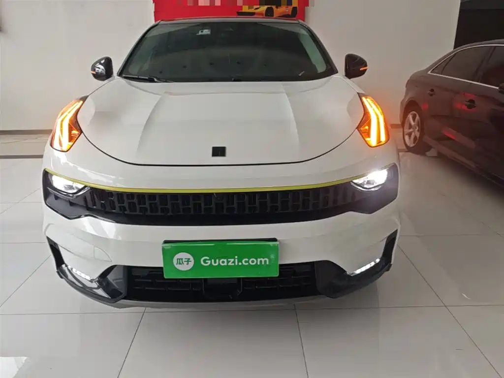 Lynk & Co 05 2020 2.0TD 2WD Shine Halo фото 3