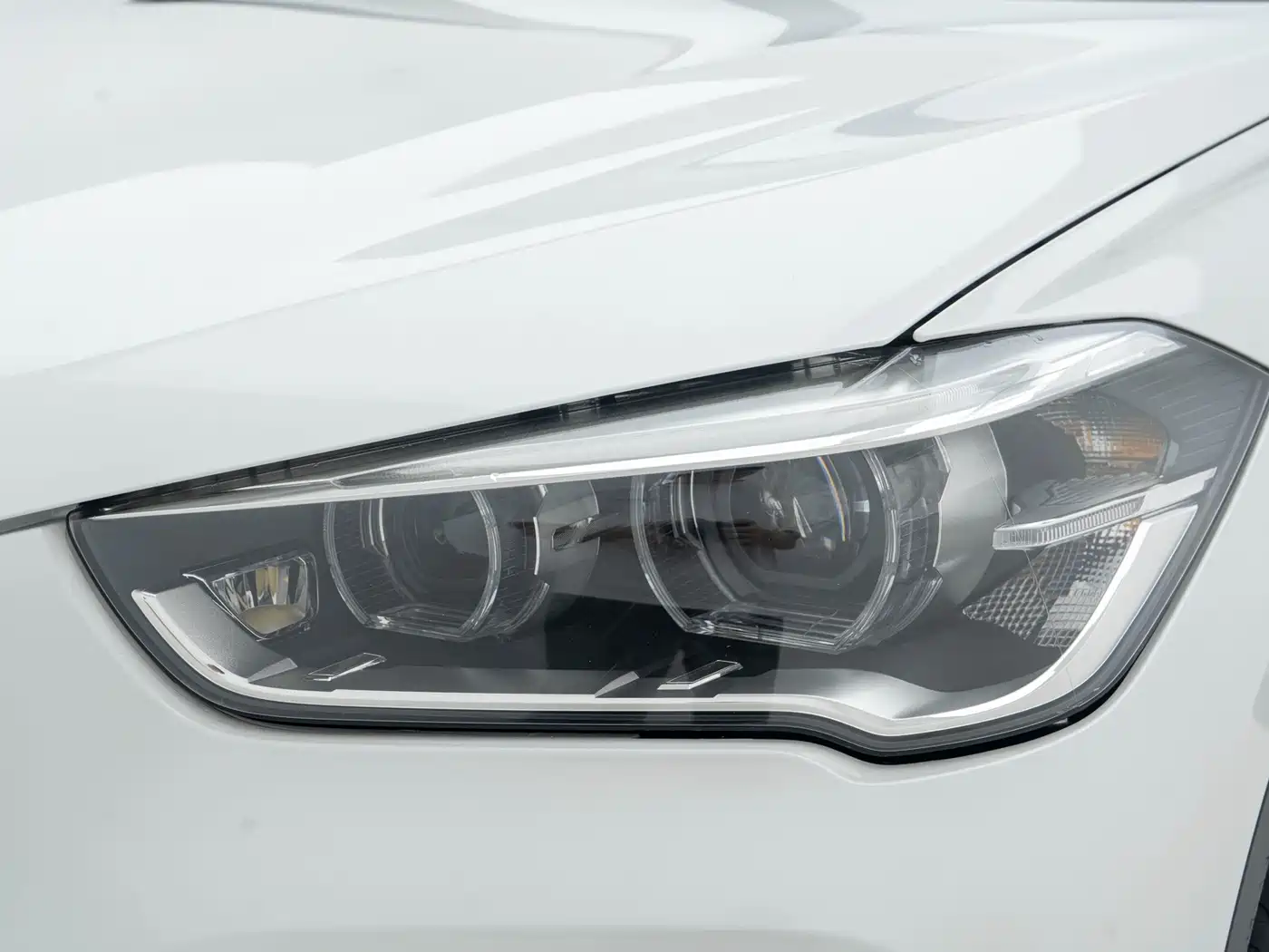 BMW X1 2019 sDrive20Li Leading Model фото 17