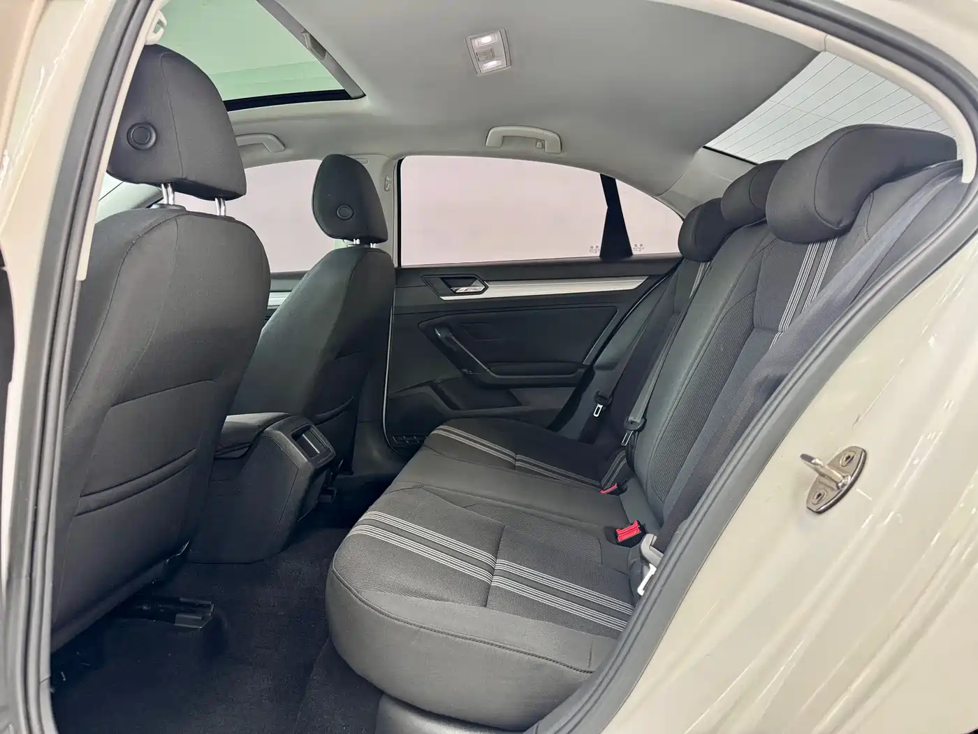 Volkswagen Lamando 2018 230TSI DSG Trend Edition фото 6