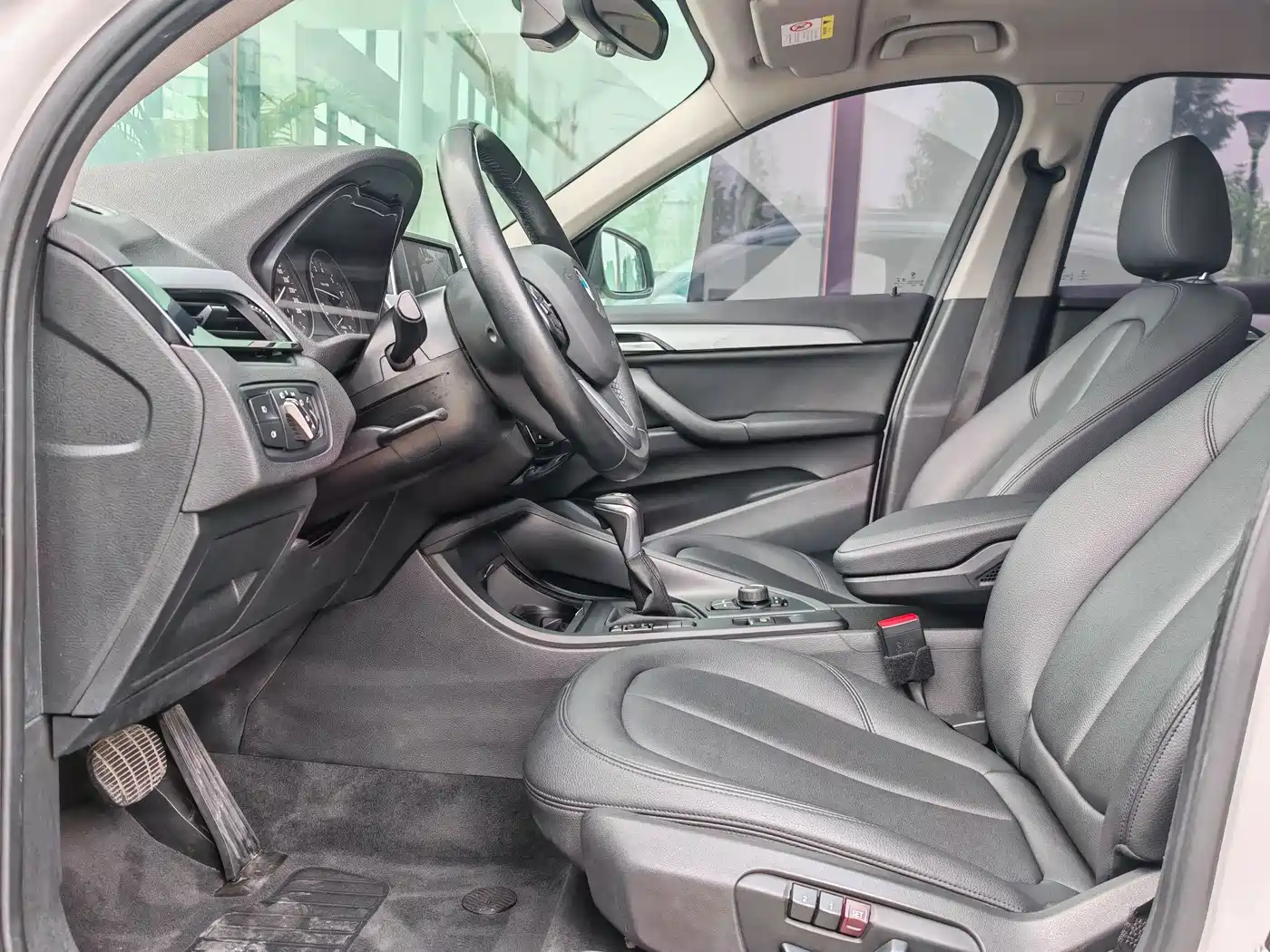 BMW X1 2018 sDrive20Li Leading Model фото 13